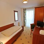 Post Am Traunsee ***s 3*