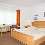 Post Am Traunsee ***s