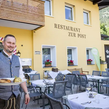 Post Am Traunsee ***s אבנסי