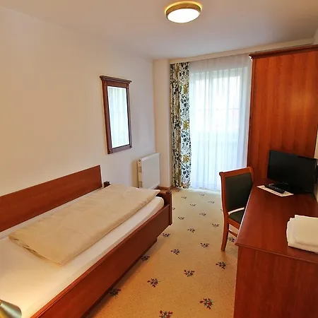 Post Am Traunsee ***s 3*