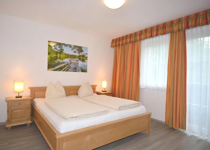 Post Am Traunsee ***s