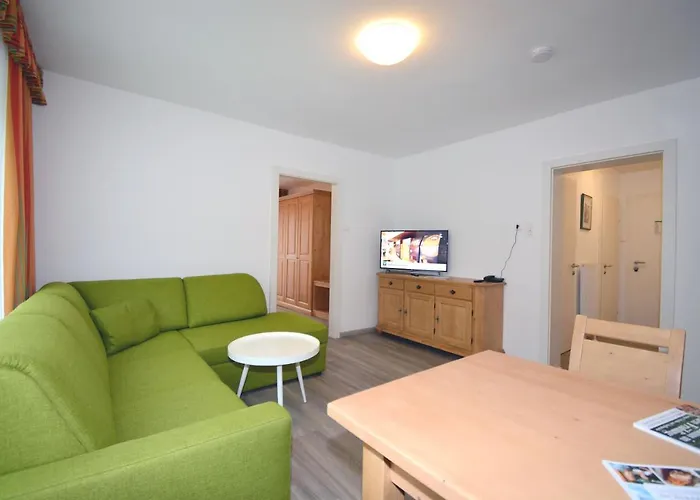 Post Am Traunsee ***s