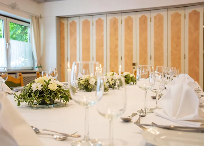 Post Am Traunsee ***s ホテル