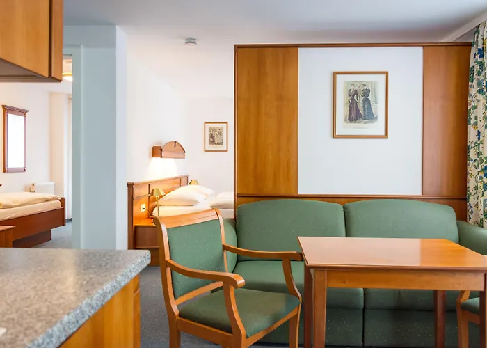 Post Am Traunsee ***s 3*