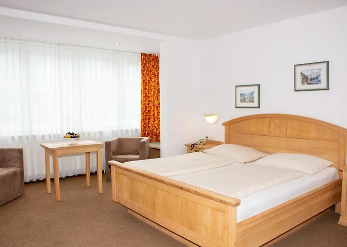 Post Am Traunsee ***s