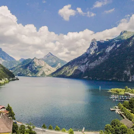 Post Am Traunsee ***s 埃本湖