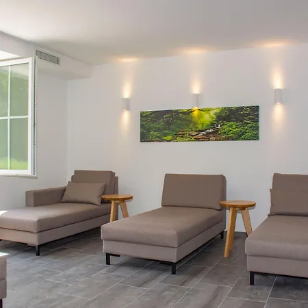 Post Am Traunsee ***s