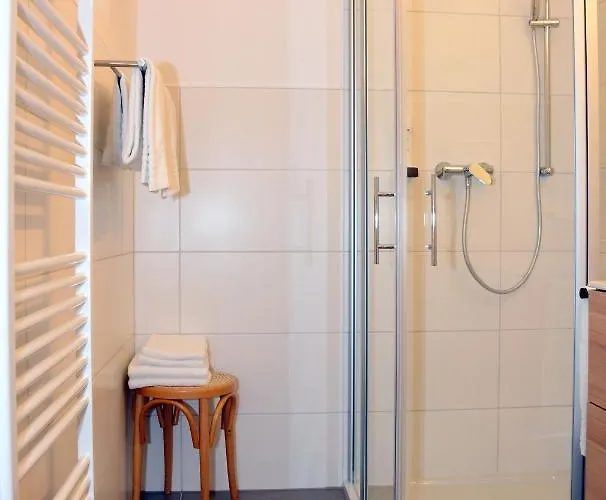 Post Am Traunsee ***s