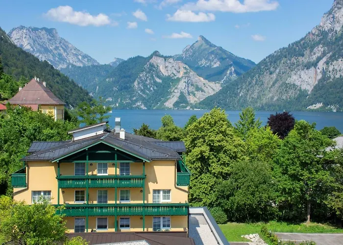 Post Am Traunsee ***s